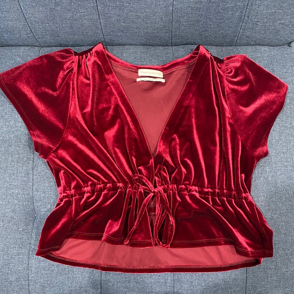 Urban Outfitters Velvet cropped top
